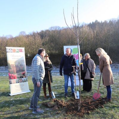Pflanzaktion Gruppenbild NussEcken 2026