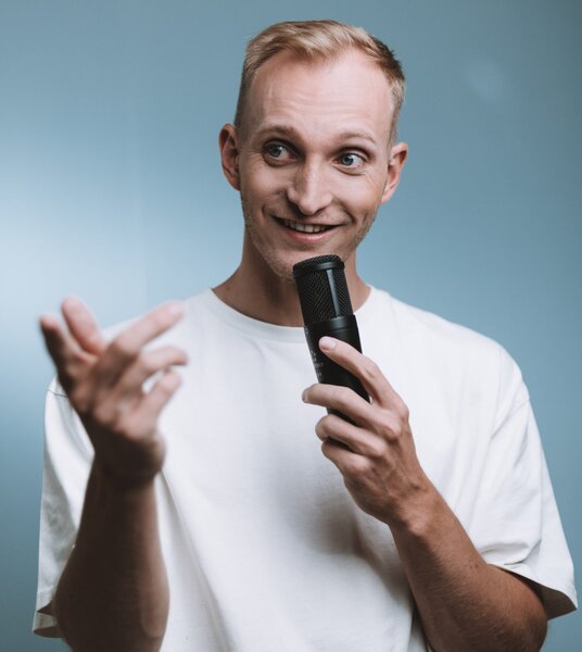 Foto des Comedians Raphael Breuer
